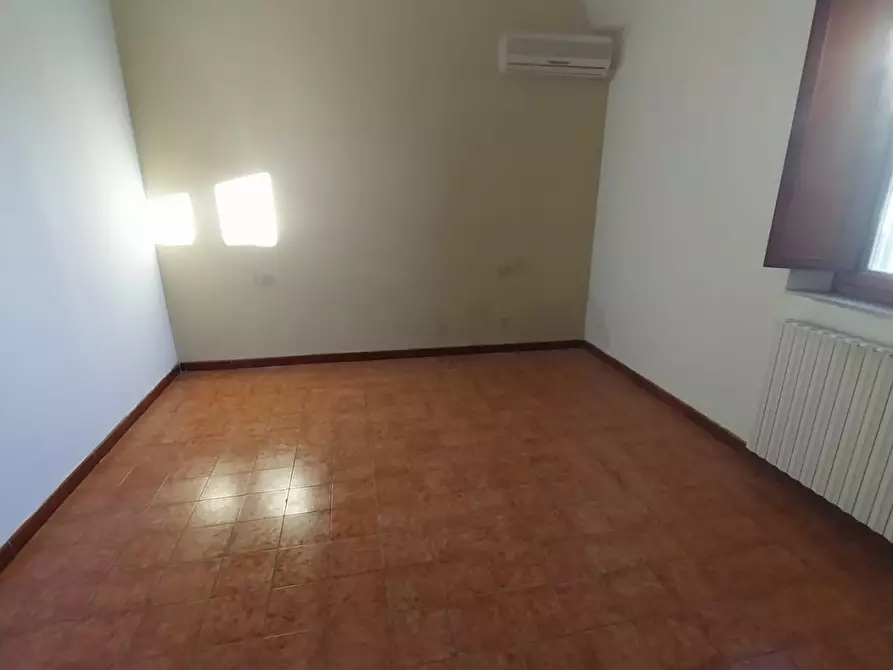 Immagine 13 di Terratetto in vendita  a Cascina