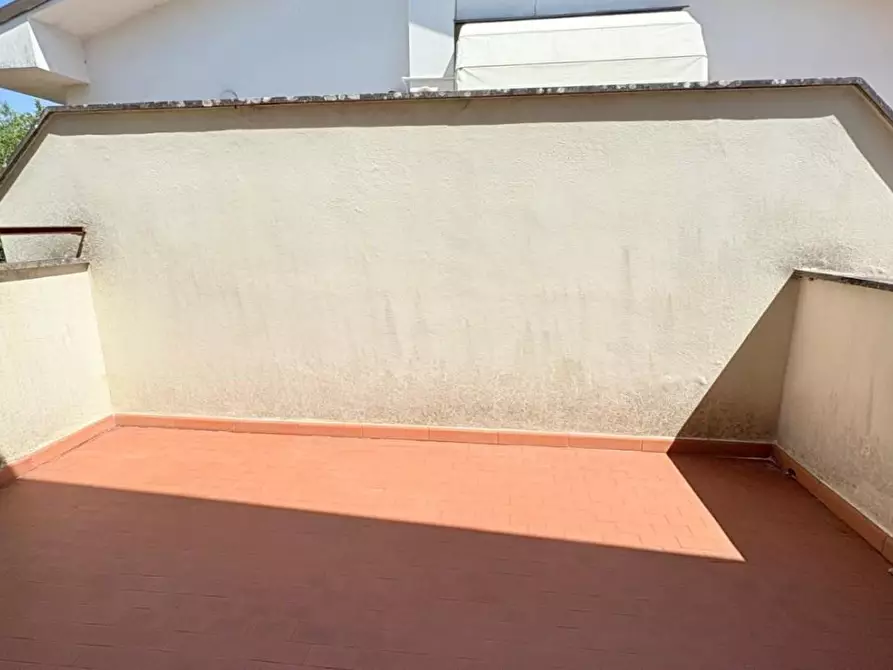 Immagine 31 di Villetta a schiera in vendita  a Lucca