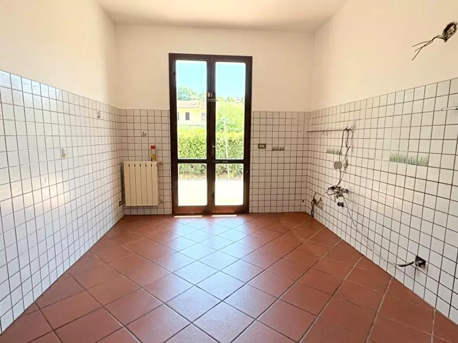 Immagine 16 di Villetta a schiera in vendita  a Lucca