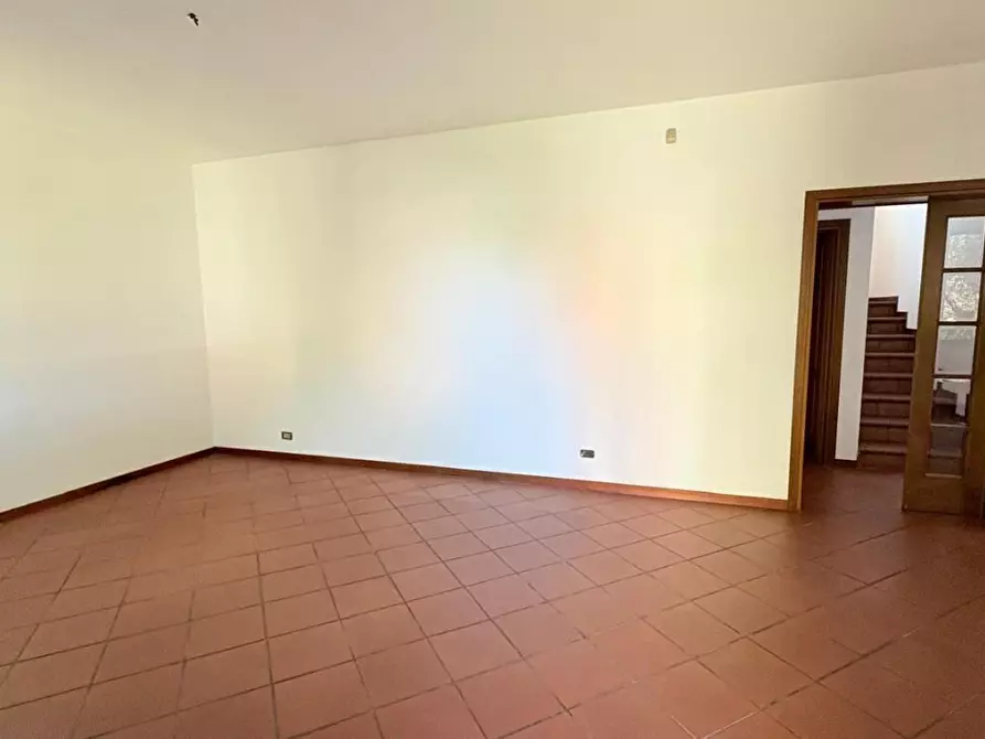 Immagine 7 di Villetta a schiera in vendita  a Lucca