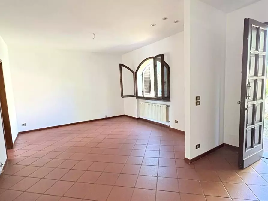 Immagine 15 di Villetta a schiera in vendita  a Lucca