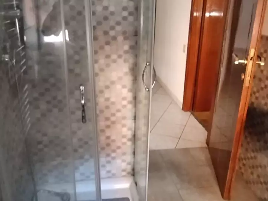 Immagine 23 di Appartamento in vendita  a Livorno