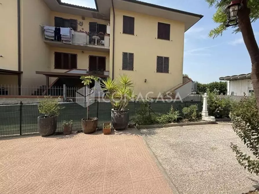 Immagine 39 di Terratetto in vendita  a Bientina