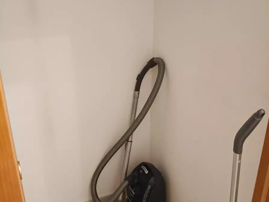 Immagine 21 di Appartamento in vendita  a Massa