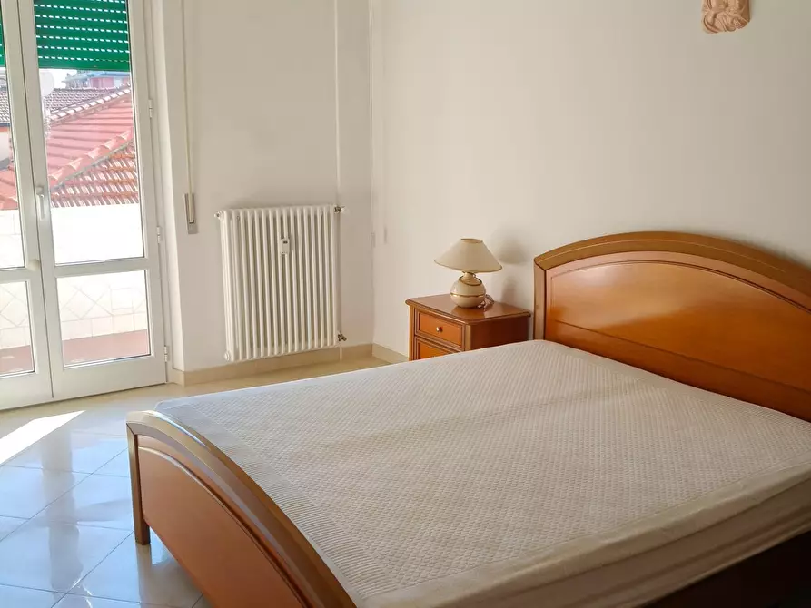 Immagine 17 di Appartamento in vendita  a Massa