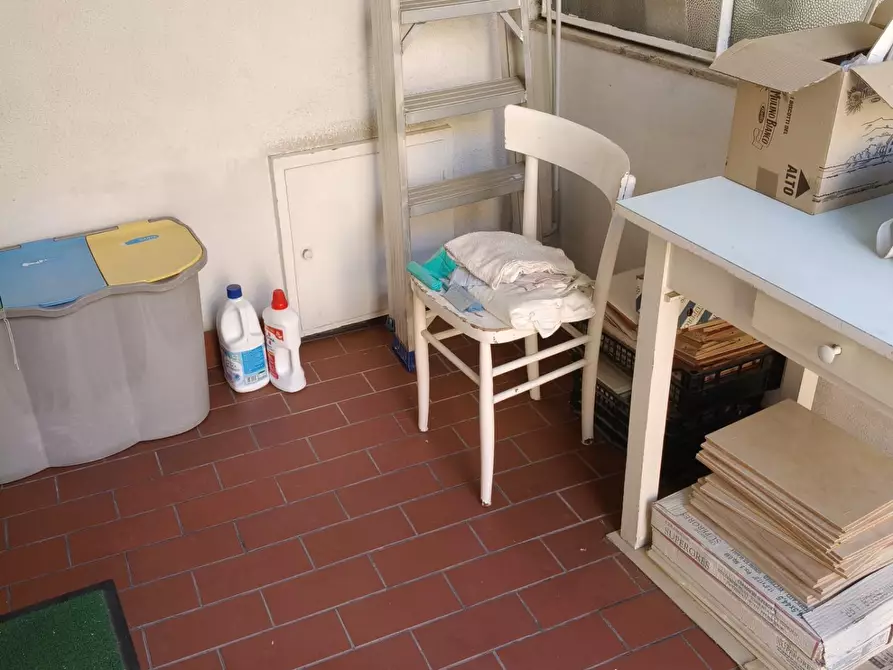 Immagine 11 di Appartamento in vendita  a Massa