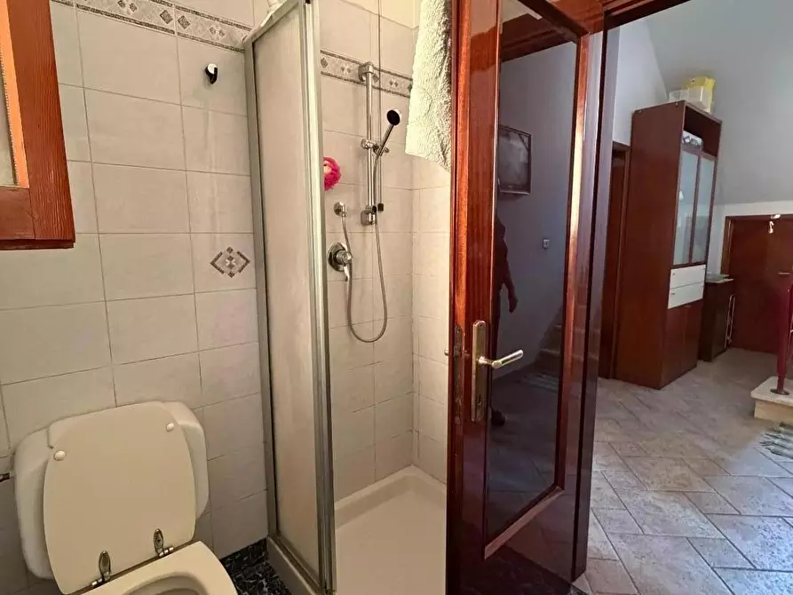 Immagine 12 di Casa indipendente in vendita  a Carmignano