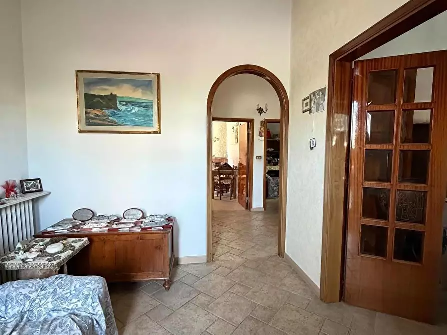 Immagine 1 di Casa indipendente in vendita  a Carmignano