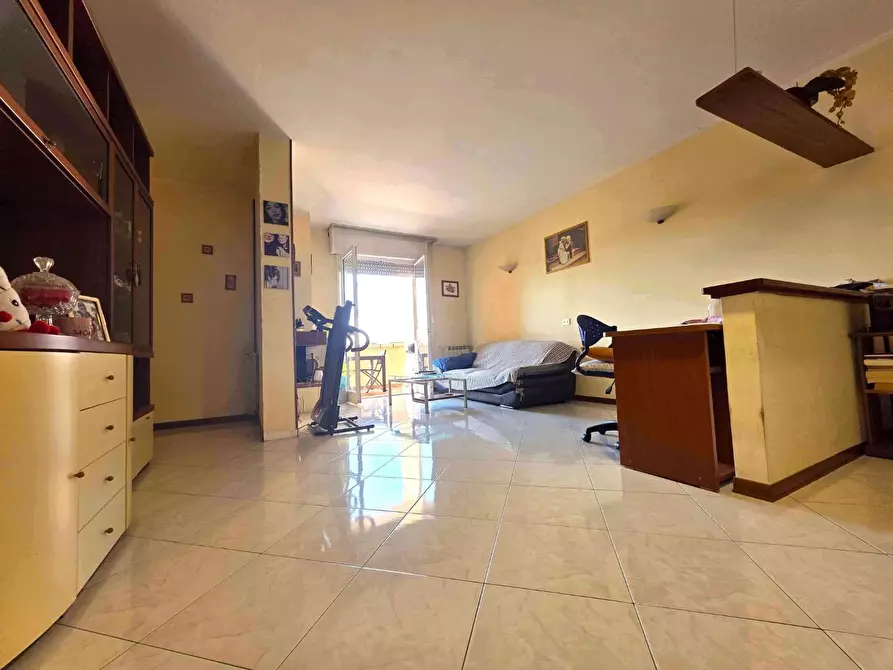 Immagine 5 di Appartamento in vendita  a Montignoso