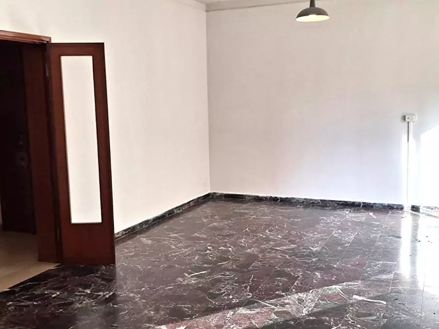Immagine 1 di Appartamento in vendita  a Livorno