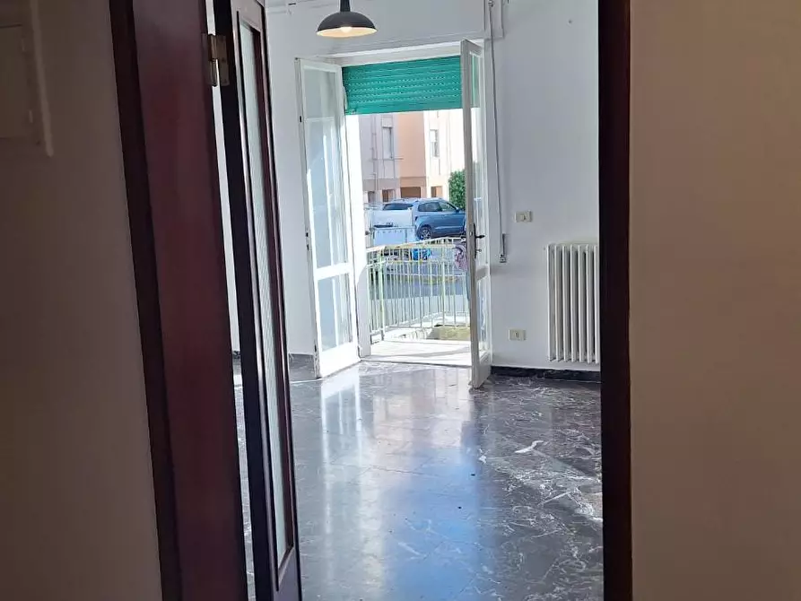 Immagine 4 di Appartamento in vendita  a Livorno