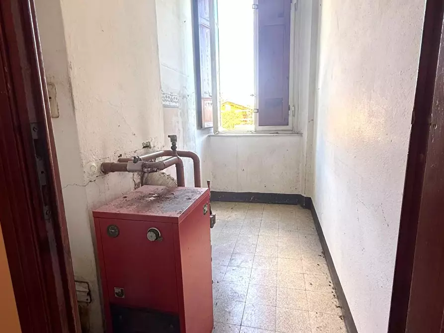 Immagine 7 di Appartamento in vendita  a Lucca