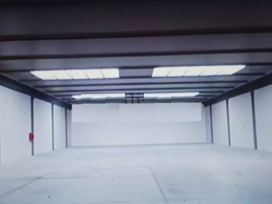 Immagine 2 di Capannone industriale in affitto  a Montemurlo