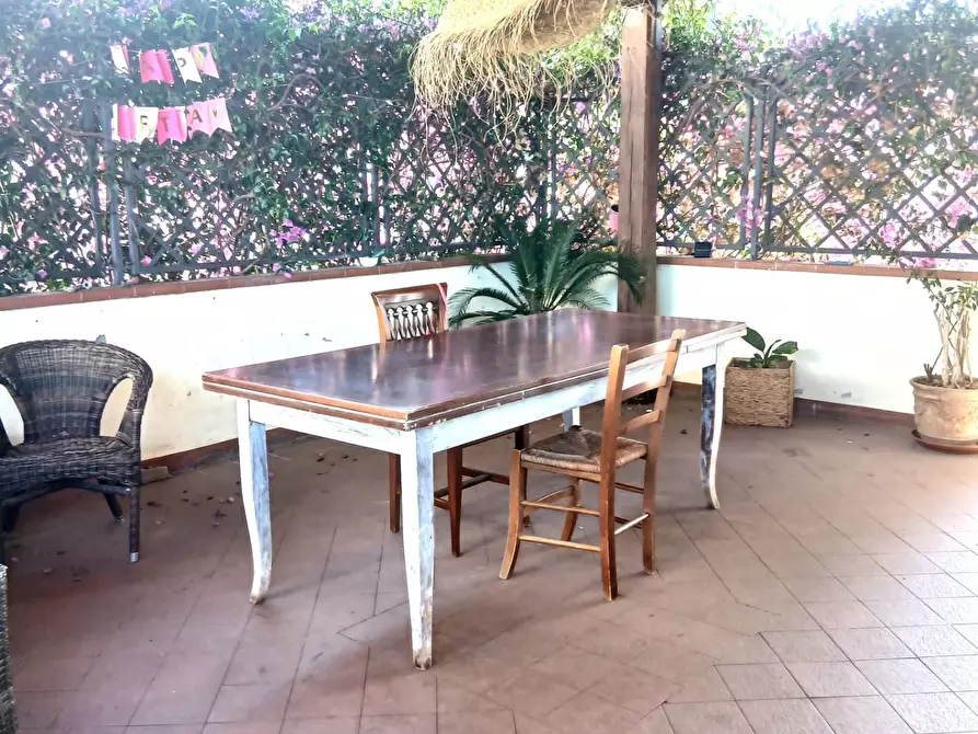 Immagine 19 di Appartamento in vendita  a Massa