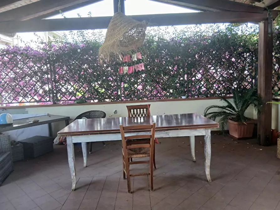 Immagine 31 di Appartamento in vendita  a Massa