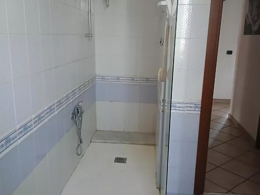 Immagine 43 di Appartamento in vendita  a Massa