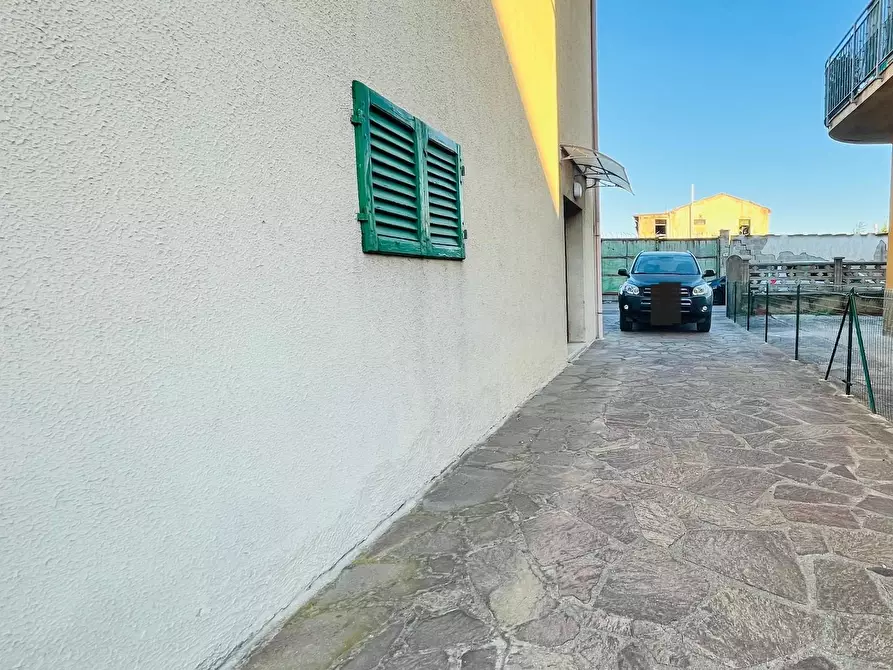 Immagine 42 di Casa indipendente in vendita  a Santa Croce Sull'arno