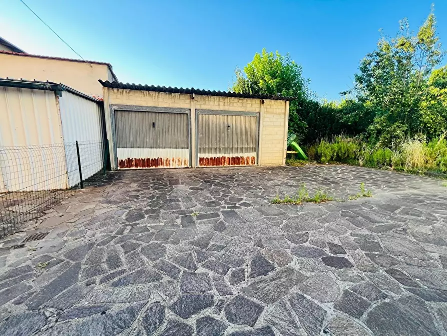 Immagine 24 di Casa indipendente in vendita  a Santa Croce Sull'arno