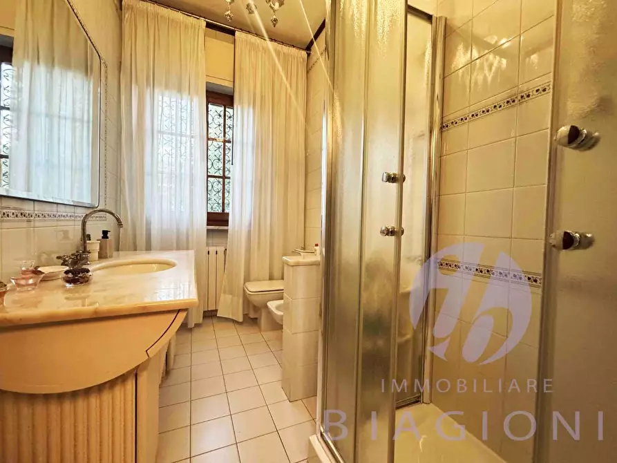 Immagine 14 di Casa bifamiliare in vendita  a Camaiore