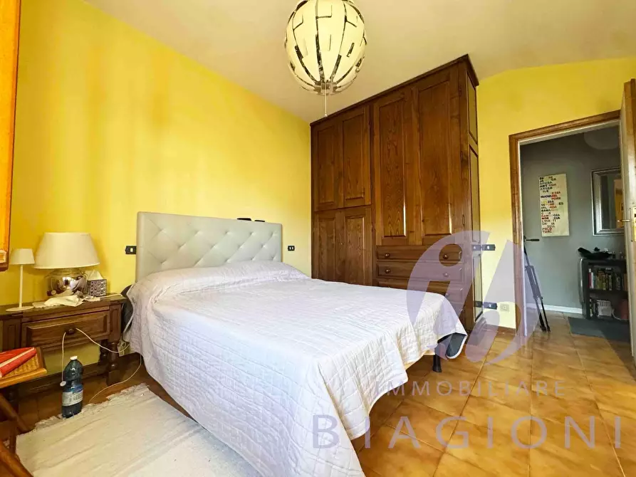 Immagine 26 di Casa bifamiliare in vendita  a Camaiore