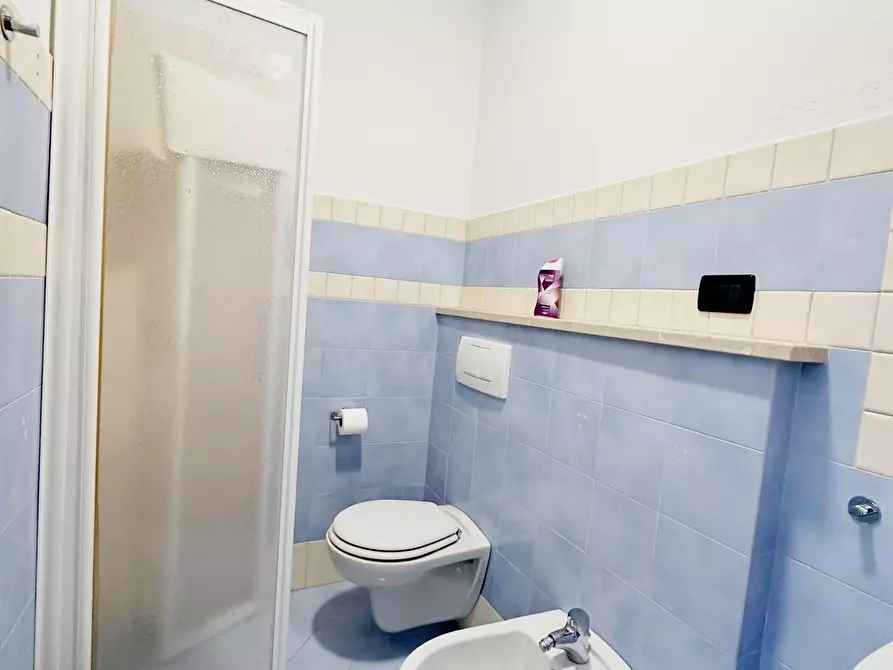 Immagine 10 di Palazzo in vendita  a Altopascio
