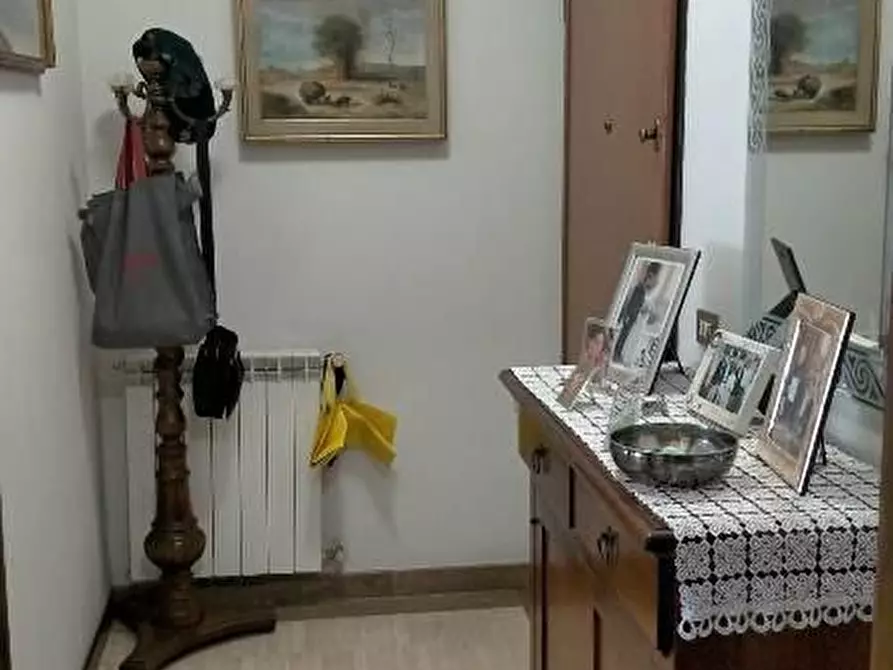 Immagine 10 di Appartamento in vendita  a Carrara