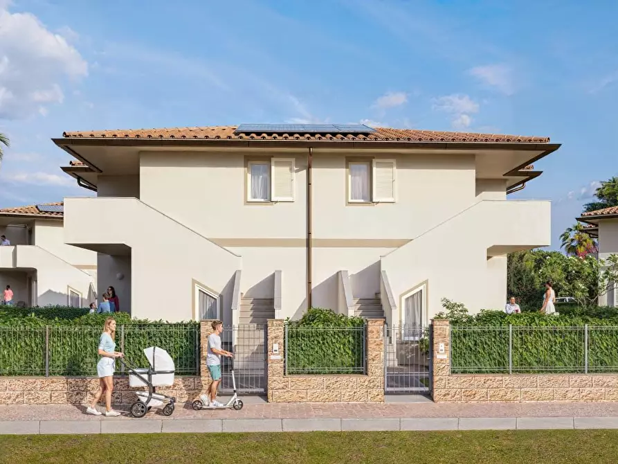 Immagine 13 di Appartamento in vendita  a Castagneto Carducci
