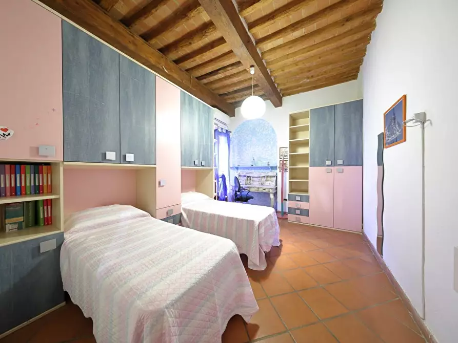 Immagine 29 di Appartamento in affitto  a Fauglia