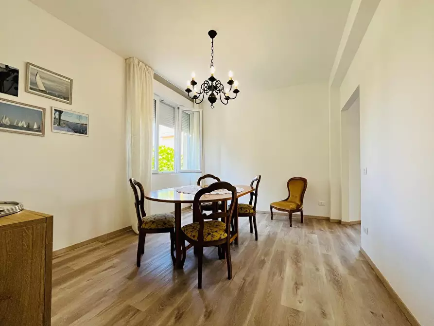 Immagine 23 di Appartamento in vendita  a Viareggio