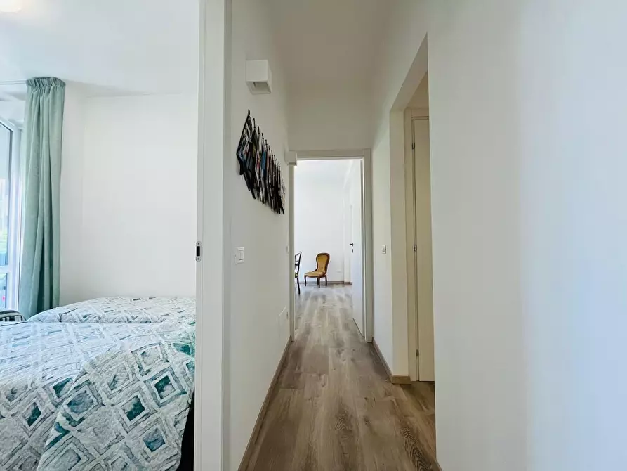 Immagine 5 di Appartamento in vendita  a Viareggio