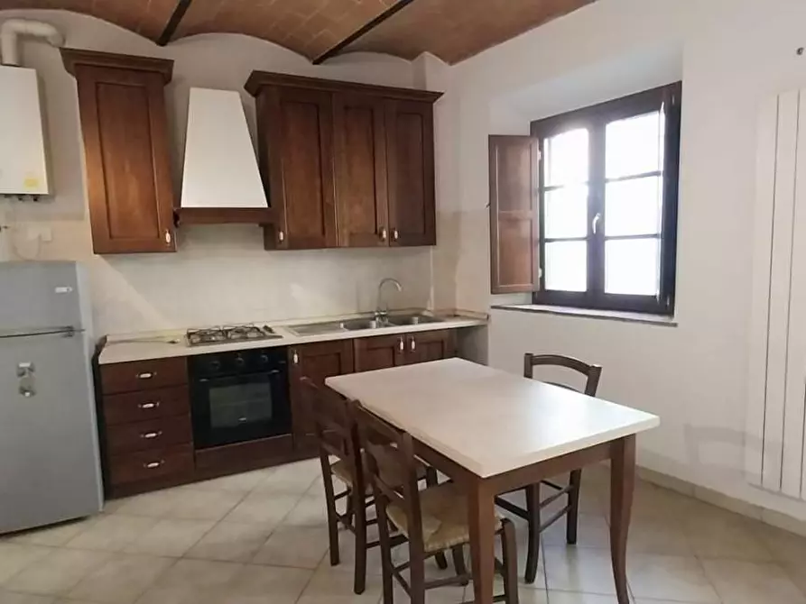 Immagine 1 di Appartamento in affitto  a Calci