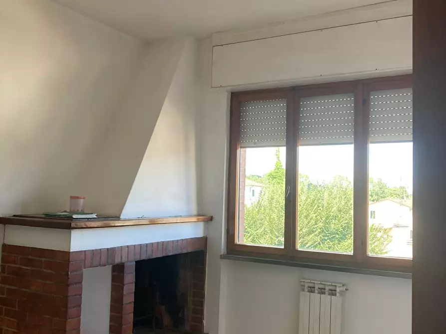 Immagine 6 di Appartamento in vendita  a Lucca