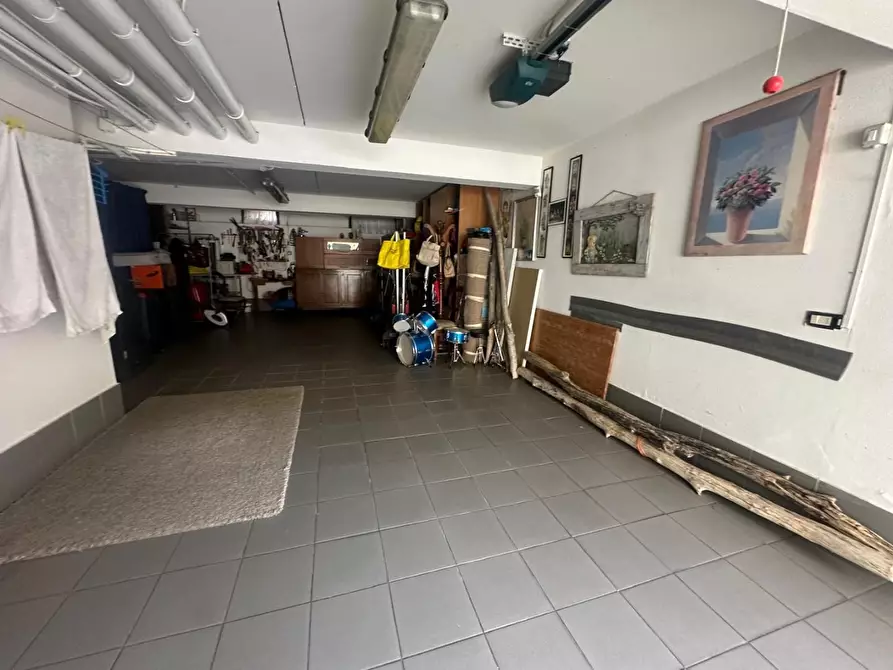 Immagine 8 di Villetta a schiera in vendita  a Campi Bisenzio