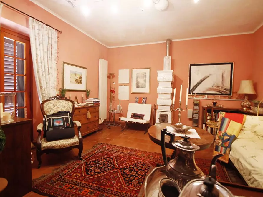 Immagine 13 di Casa colonica in vendita  a Vinci