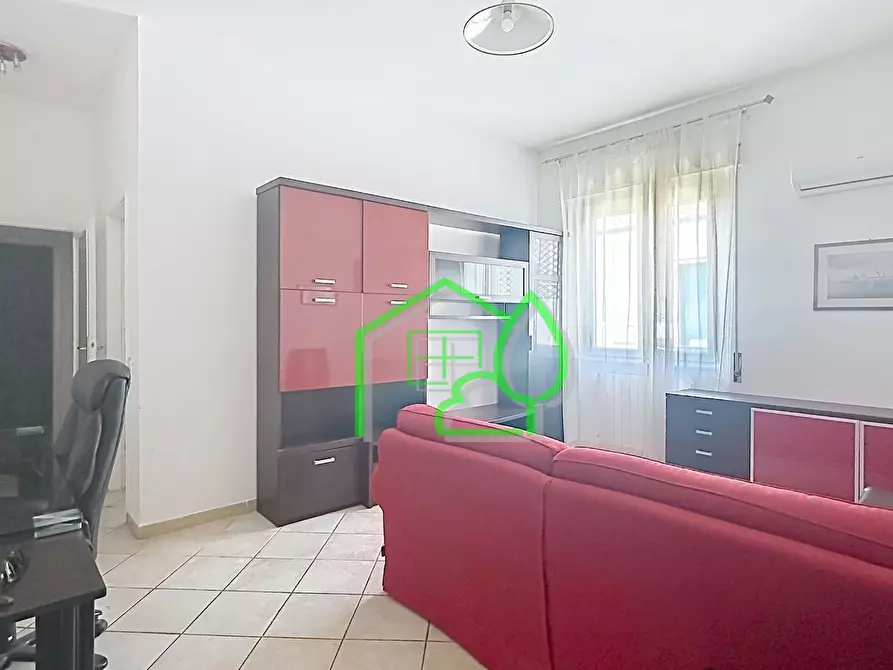 Immagine 1 di Appartamento in vendita  a Viareggio