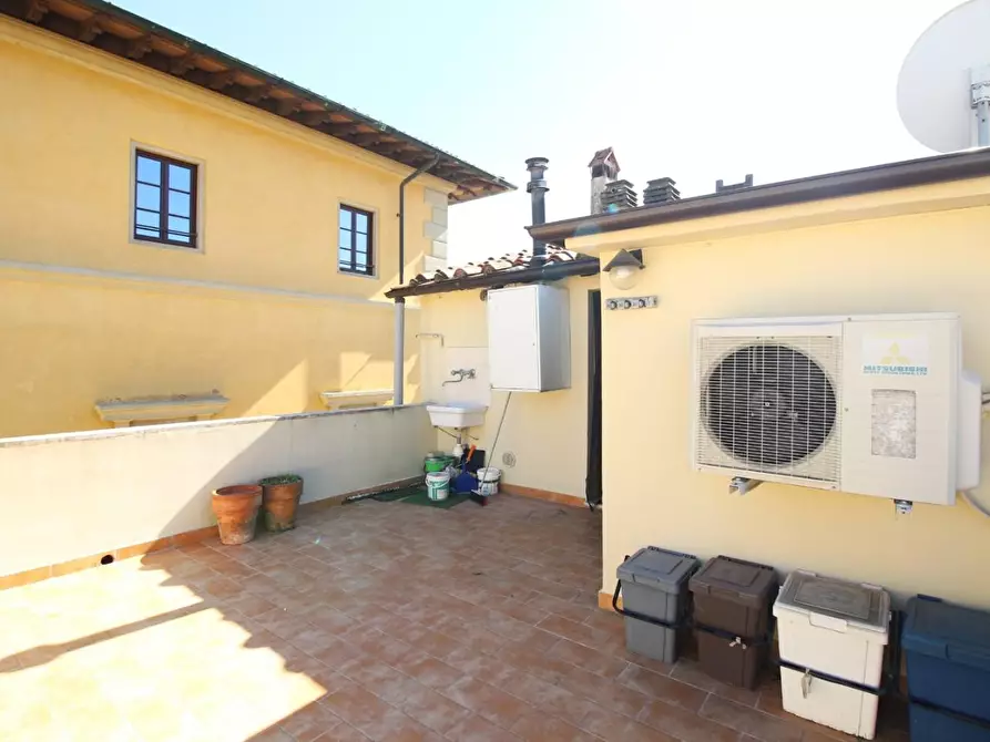 Immagine 5 di Appartamento in affitto  a Santa Maria A Monte