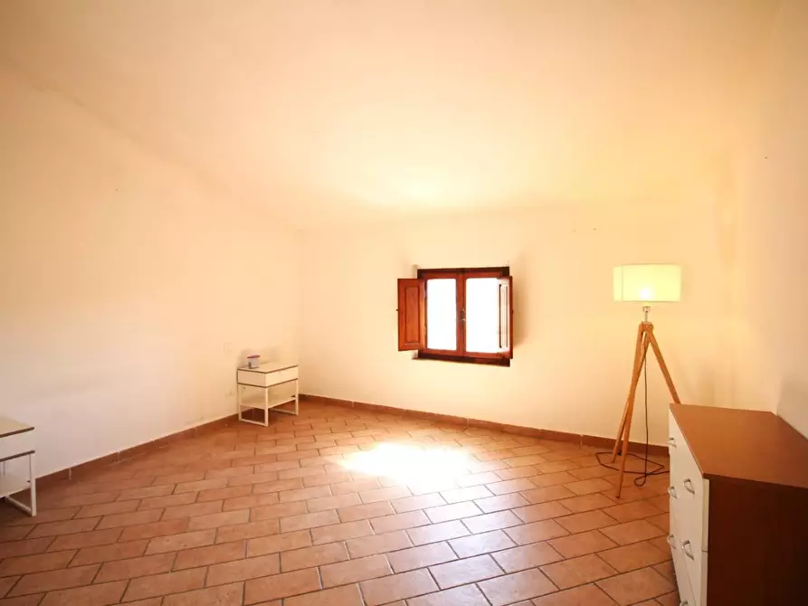 Immagine 11 di Appartamento in affitto  a Santa Maria A Monte
