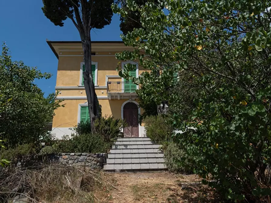 Immagine 10 di Casa trifamiliare in vendita  a La Spezia