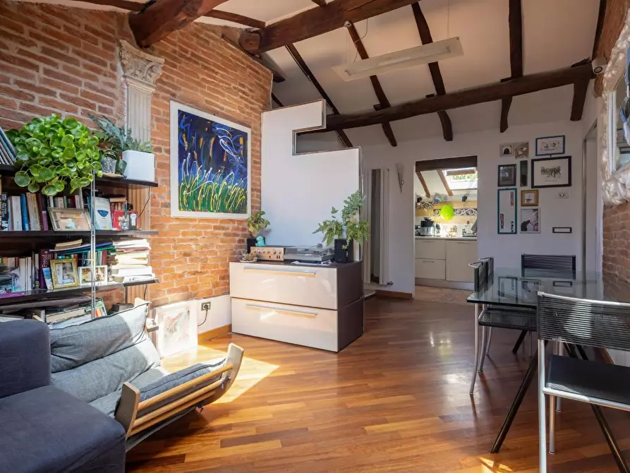 Immagine 29 di Casa trifamiliare in vendita  a La Spezia