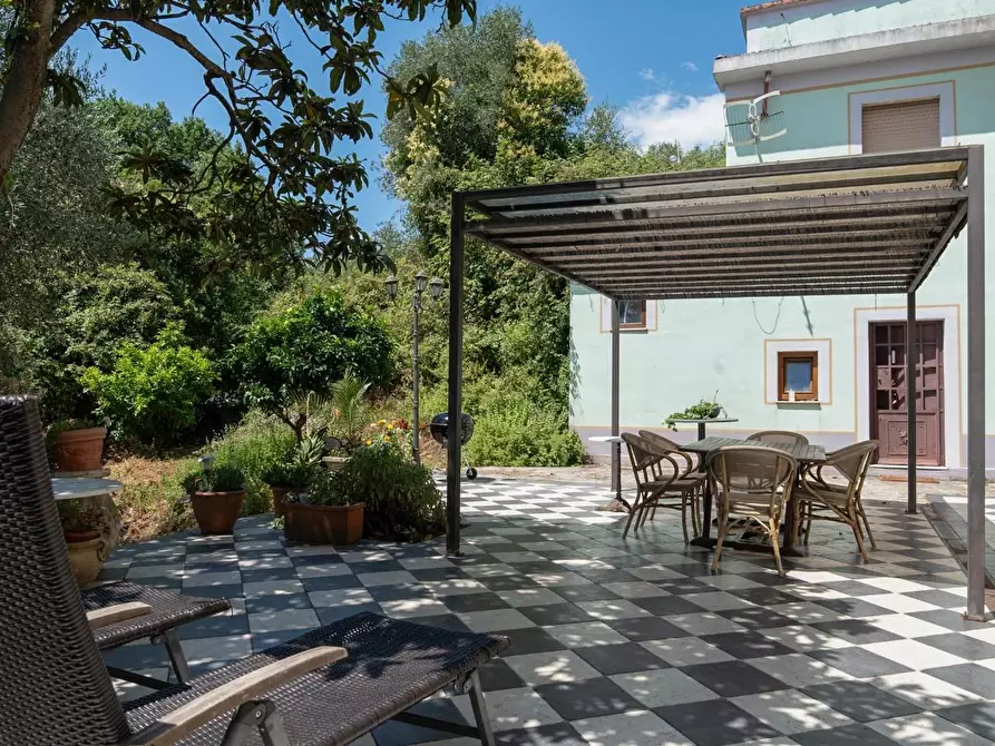 Immagine 7 di Casa trifamiliare in vendita  a La Spezia