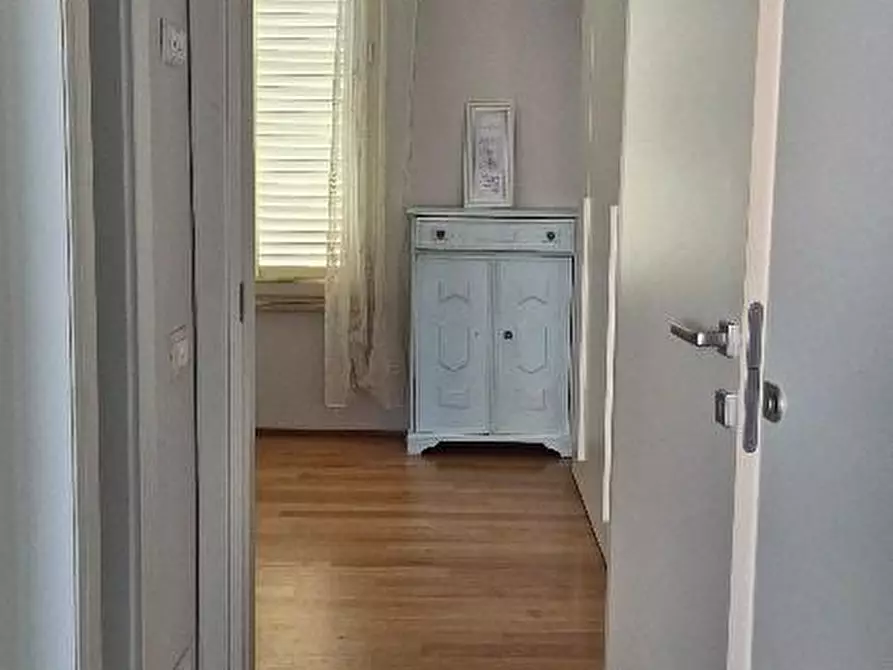 Immagine 19 di Appartamento in vendita  a Pisa