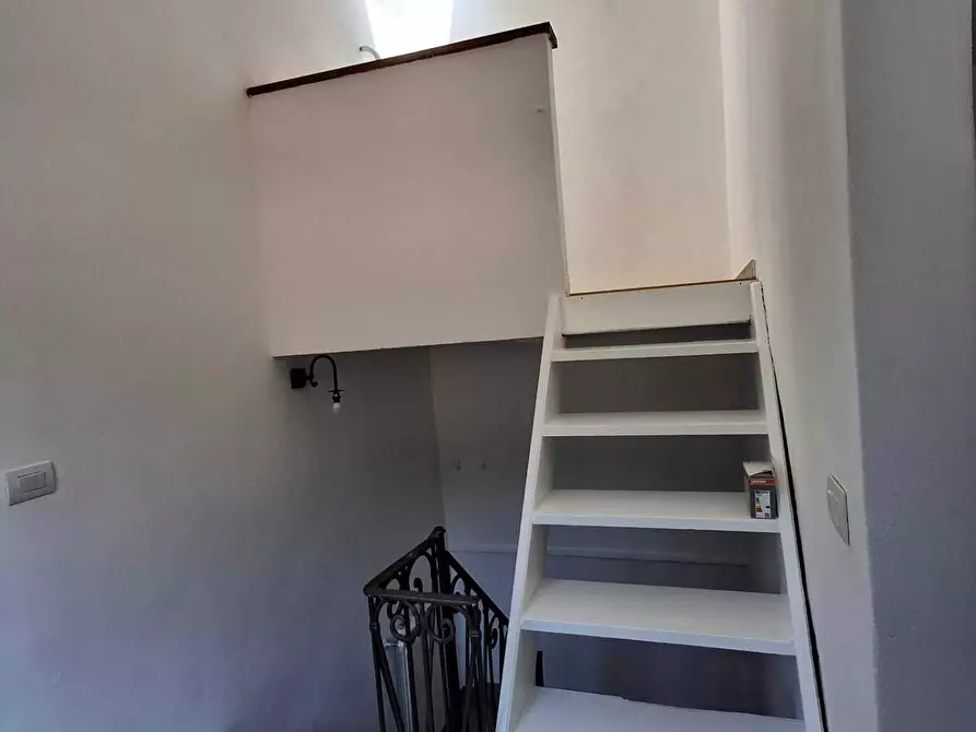 Immagine 15 di Appartamento in vendita  a Carrara