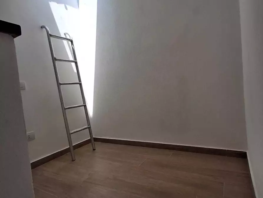 Immagine 13 di Appartamento in vendita  a Carrara