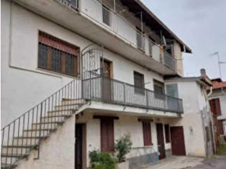Immagine 1 di Appartamento in vendita  a Fagnano Olona