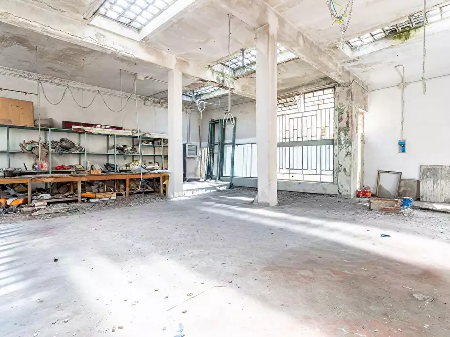 Immagine 6 di Laboratorio in vendita  a Empoli