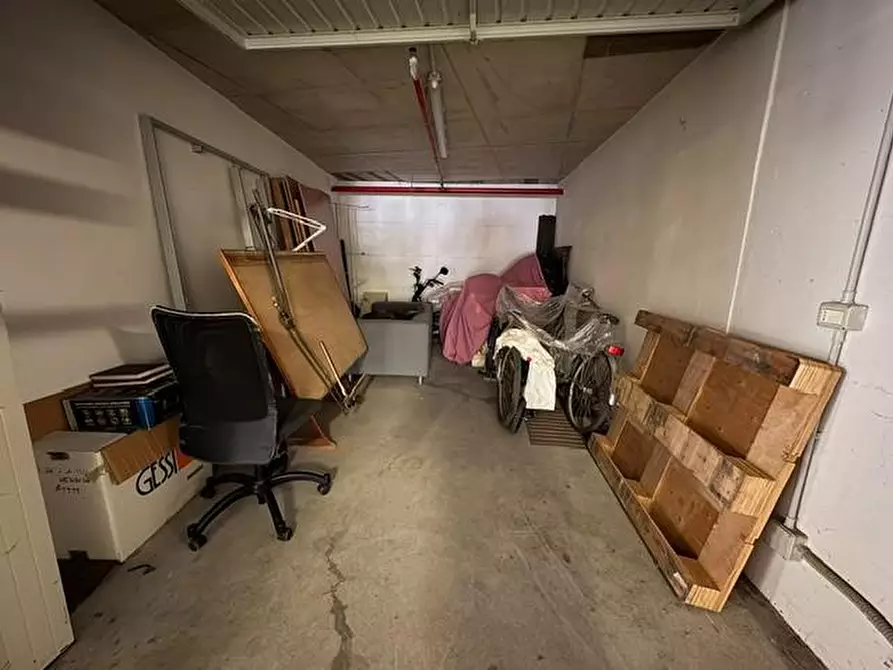 Immagine 13 di Appartamento in vendita  a Pontedera