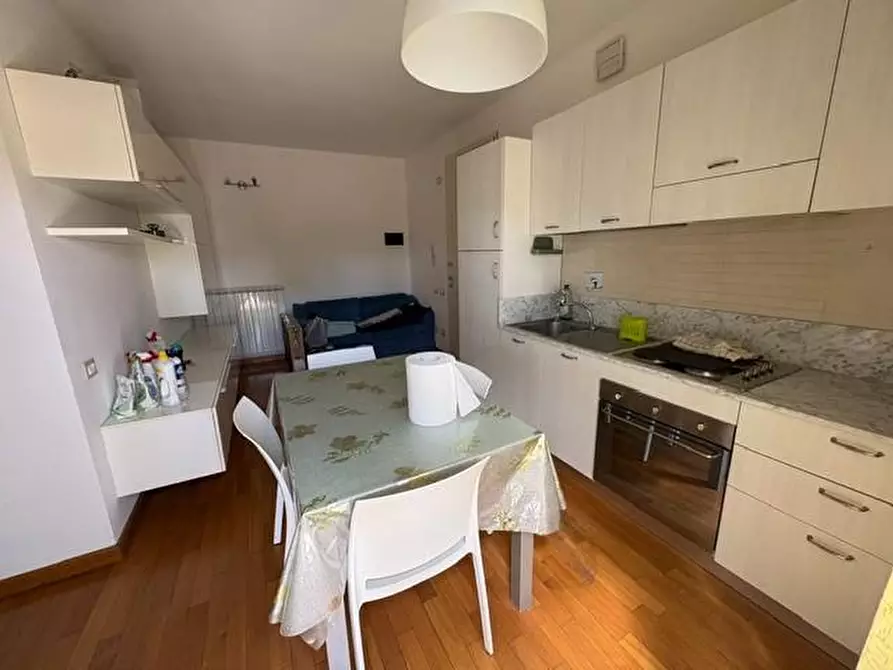 Immagine 12 di Appartamento in vendita  a Pontedera