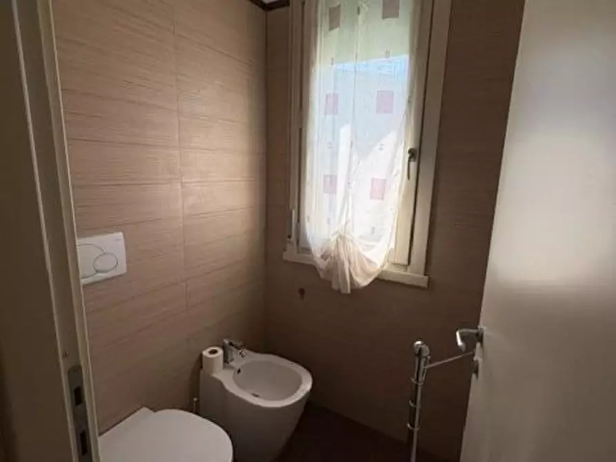 Immagine 11 di Appartamento in vendita  a Pontedera