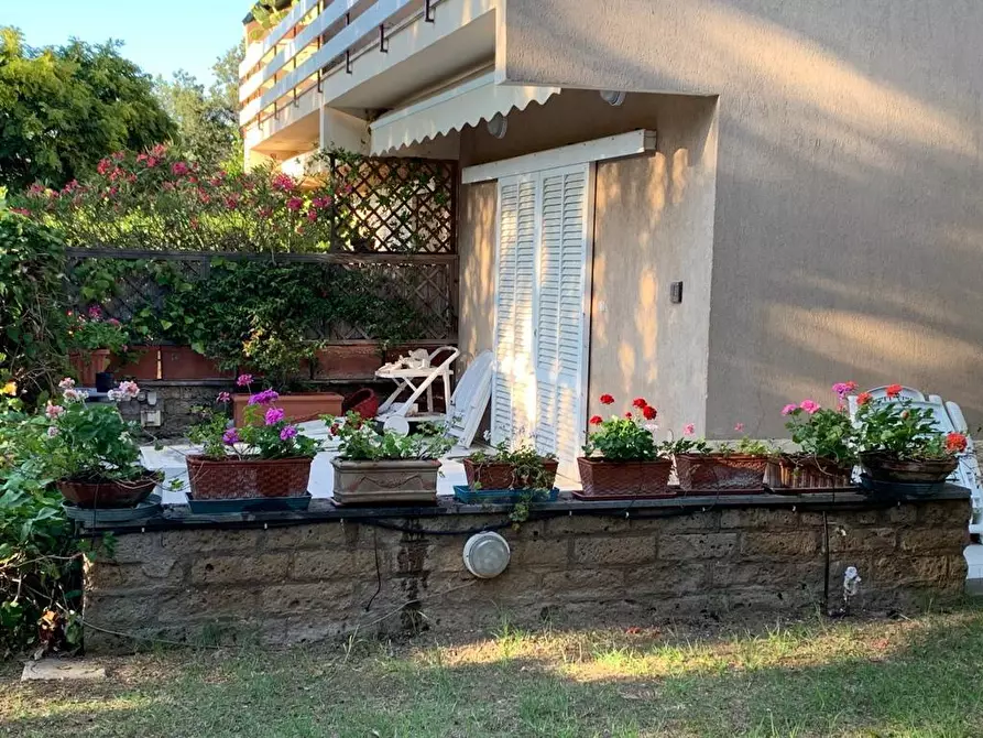 Immagine 28 di Casa bifamiliare in vendita  a Castiglione Della Pescaia