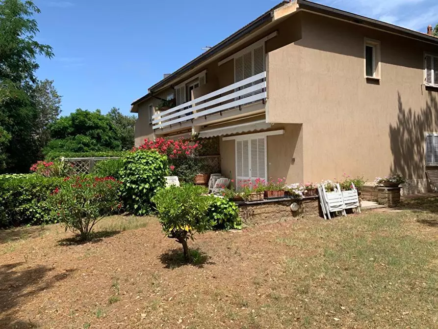 Immagine 16 di Casa bifamiliare in vendita  a Castiglione Della Pescaia